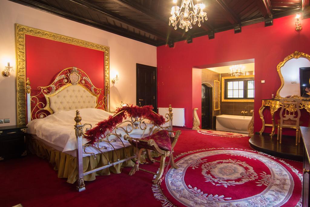 Hotel Casa Cu Farfurii à Sinaia Chambre photo